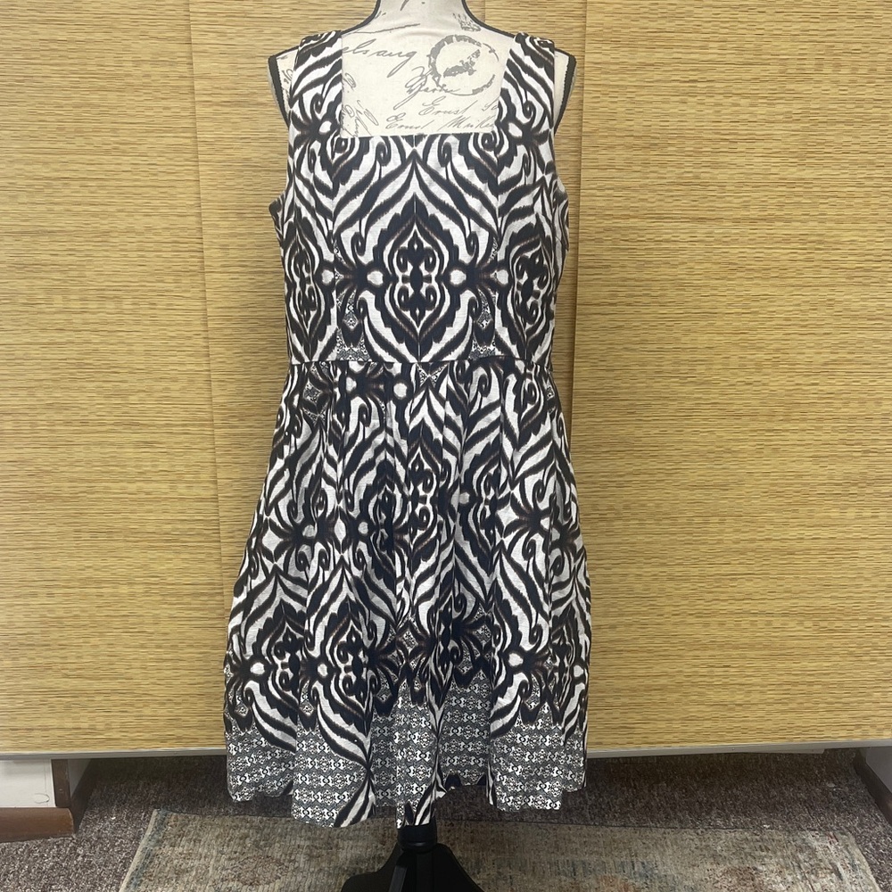 eva mendes for New York & Company Black & White Printed Mini Dress